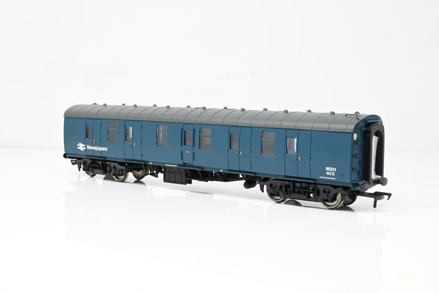 Bachmann OO Gauge 39-182 BR Mk1 Full Brake NCX Newspapers Blue No.95211- Boxed