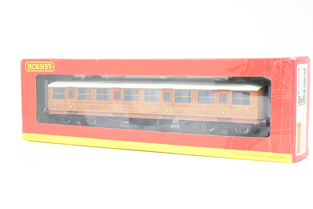 Hornby OO Gauge R4171 LNER Teak Gresley 61ft Corridor 1st Class Coach No.22356