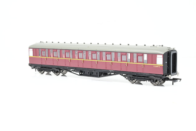 Hornby OO Gauge R4262B BR 61ft 6in Corridor 3rd Class Coach 'E12704E'