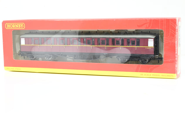 Hornby OO Gauge R4262B BR 61ft 6in Corridor 3rd Class Coach 'E12704E'