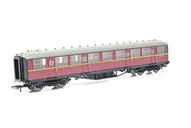 Hornby OO Gauge R4262A BR 61ft 6in Corridor 3rd Class Coach 'E12699E'