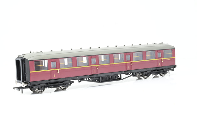 Hornby OO Gauge R4261A BR Maroon 61ft 6in Gresley Corridor 1st Class Coach No.SC11026E - Boxed