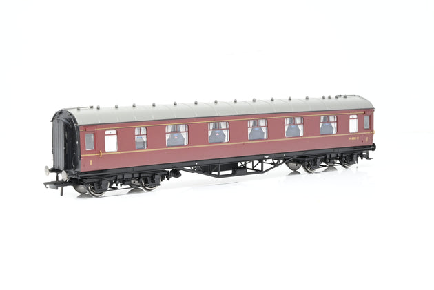 Hornby OO Gauge R4234 BR Corridor 1st Class, ex LMS No.M1050M - Boxed