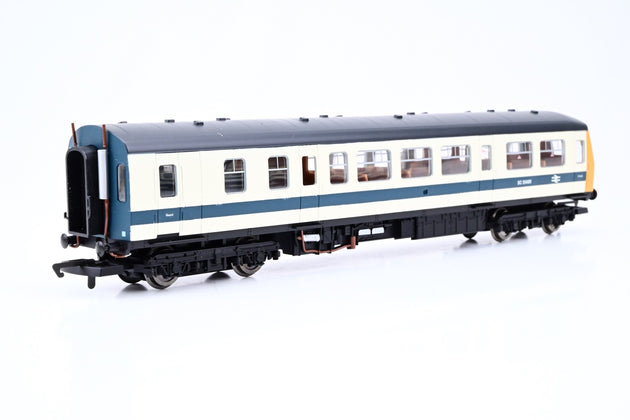 Hornby OO Gauge R687 BR Green 3-Car Class 110 DMU - Boxed