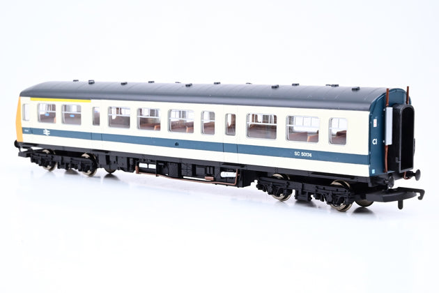 Hornby OO Gauge R687 BR Green 3-Car Class 110 DMU - Boxed