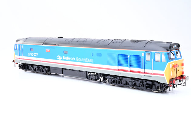 Hornby OO Gauge R2575 NSE Co-Co Class 50 Diesel No.50027 'Lion' - Boxed