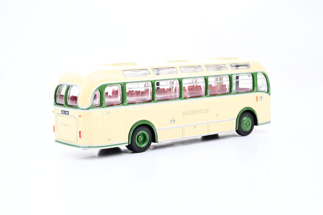 EFE 1:76 Scale 16221 Bristol LS coach "Southern Vectis"