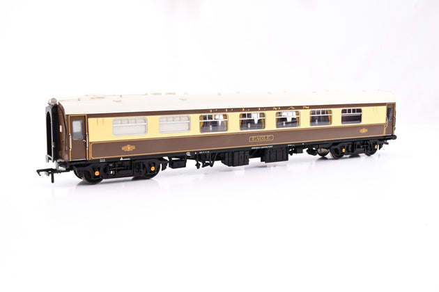 Bachmann OO Gauge 39-280 BR Mk1 FK Pullman Kitchen (w/ Lighting) 'Eagle' - Boxed