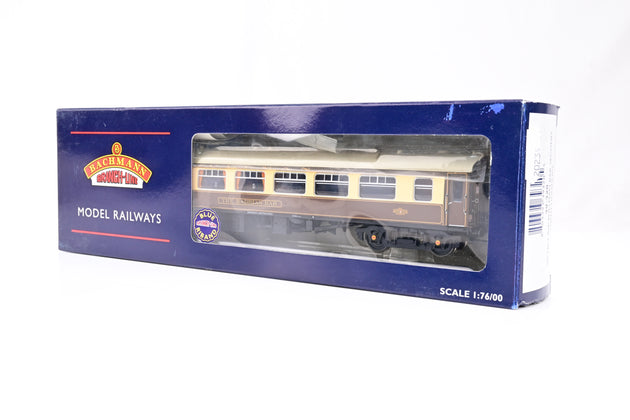 Bachmann OO Gauge 39-320 BR Mk1 BSP Pullman Bar Second (w/ Lighting) 'The Hadrian Bar' - Boxed