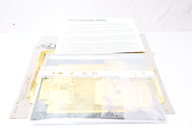 Bachmann OO Gauge 32-900 Class 108 DMU 2 Car BR Green W/Speed Whiskers No.M56214 50628 - Boxed