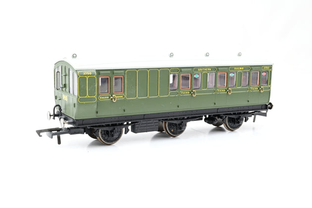 Hornby OO Gauge R40087 SR 6 Wheel Brake 3rd Coach No.3750