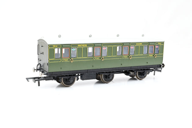 Hornby OO Gauge R40085 SR 6-Wheel 1st Class Coach No.7514 - Boxed