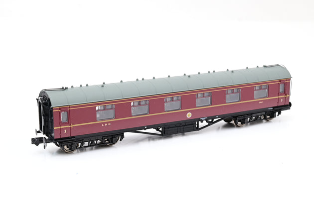 Graham Farish N Gauge 374-845C Stanier First Corridor Coach LMS Crimson No.1055 - Boxed