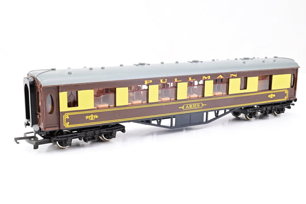 Wrenn OO Gauge W6002 Pullman Car 1st Class No. Aries - Boxed