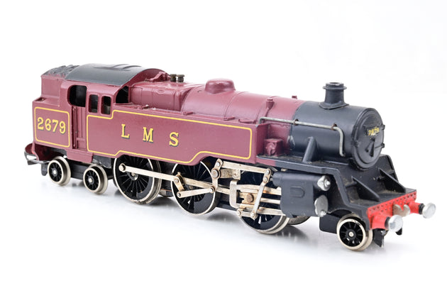 Wrenn OO Gauge W2219 LMS Maroon Standard Tank No.2679 - Boxed