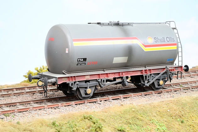Dapol O Gauge 7F-064-005 TTA 45T Tanker Shell Oils No.65908 - Weatheerd, Boxed