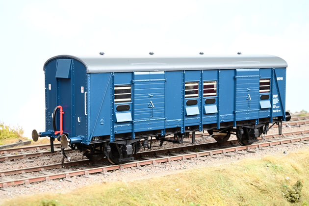 Heljan 7mm O Gauge 9153 BR Blue PMV (plywood body) No.S1574 - Boxed