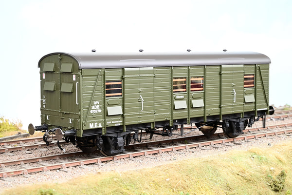 Heljan 7mm O Gauge 9174 BR Departmental Olive (even planks) No.ADB975276 - Boxed