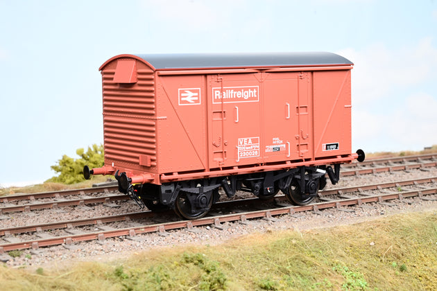 Dapol 7mm O Gauge 7F-049-001 12T VEA Freight Brown No.230026