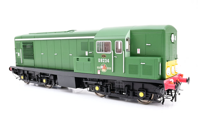 EFE Rail O Gauge E84705 Class 15 BR Green (Small Yellow Panel) Diesel Locomotive No.D8234 - Boxed