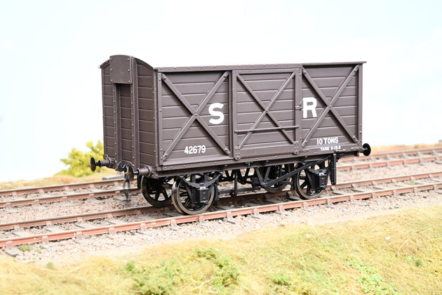 Kernow MRC 7mm O Gauge K7010E LSWR Diagram 1410 Covered Van SR Brown Pre 1936 No.42679 - Boxed