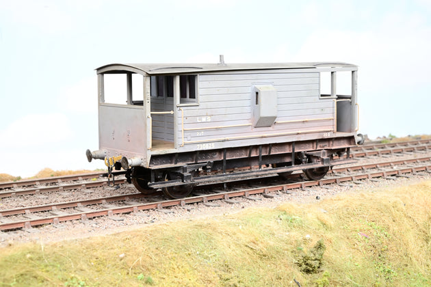 Connoisseur Models Kit Built 7mm O Gauge LMS 20T Brake Van Grey No.730825 - Unboxed