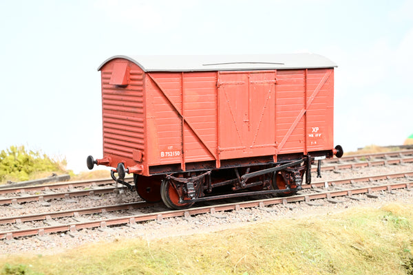 Kit Built 7mm O Gauge 12T Ventilated Van BR Bauxite No.B752150 - Unboxed
