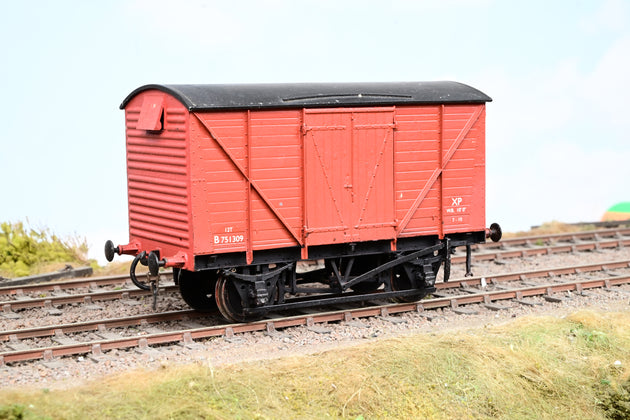 Kit Built 7mm O Gauge 12 Ton Ventilated Van BR Bauxite No.B751309 - Unboxed