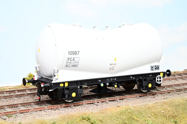 Heljan O Gauge 1064 PCA Cement Tank Grey No. 10987 - (Renumbered)