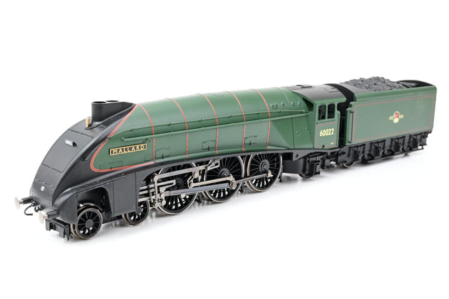 Hornby OO Gauge R2784 BR Green Class A4 No.60022 'Mallard' - Boxed