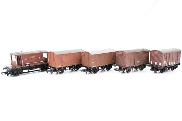 OO Gauge Rake of 5 Wagons - 4 Vans & 1 Brake Van - Unboxed