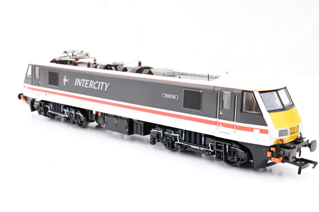 Bachmann OO Gauge 32-610 Class 90 BR Intercity Swallow Liver Financial Times No.90005 - Boxed