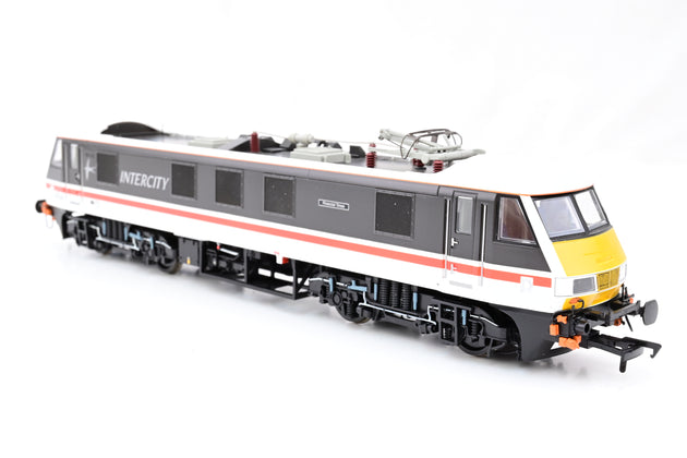 Bachmann OO Gauge 32-610 Class 90 BR Intercity Swallow Liver Financial Times No.90005 - Boxed