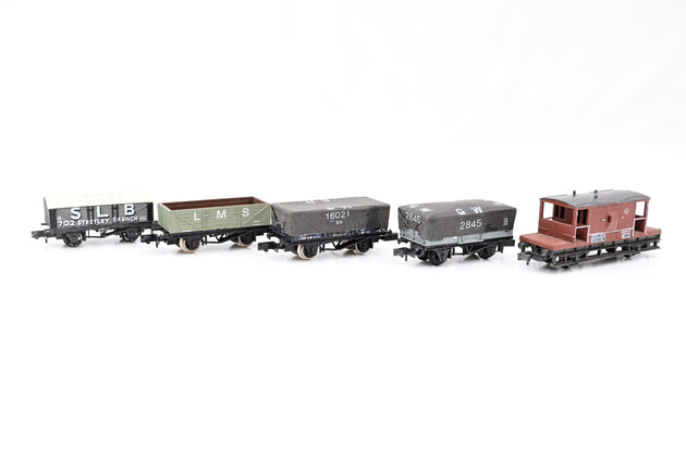 Peco Graham Farish N Gauge Rake of 4 wagons and BR 20T Brake Van - Unboxed