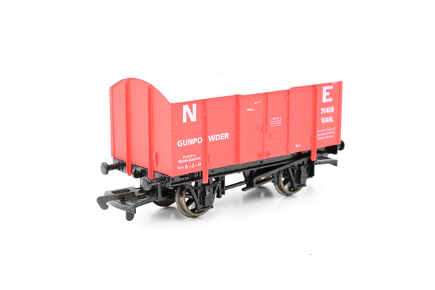 Dapol OO Gauge B560 NE Gunpowder Van NE Red No.71418 - Boxed