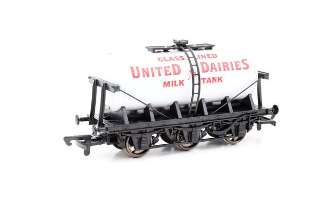 Dapol OO Gauge B629 United Dairies 6 Wheel Milk Tanker White - Boxed