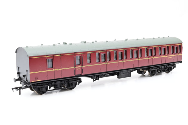 Bachmann OO Gauge 34-630B BR MK1 Suburban 2nd Brake BR Lined Maroon W/Passengers No.M43301 - Boxed