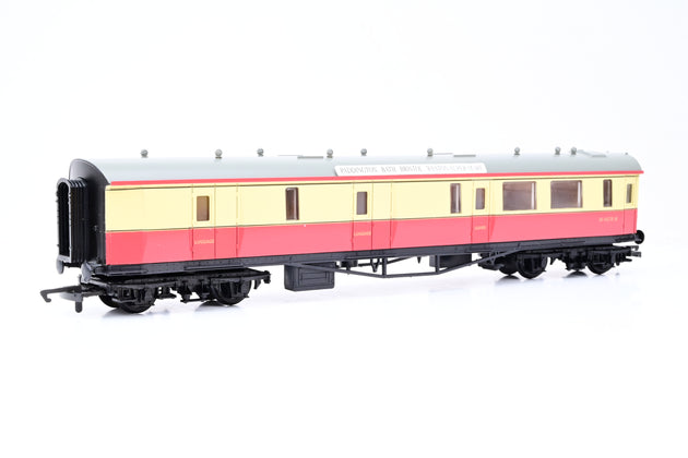 Hornby OO Gauge R4029 BR Centenary Brake Coach No.4578