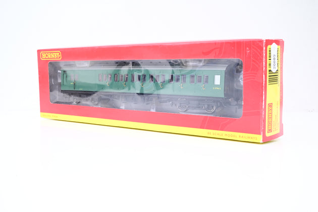 Hornby OO Gauge R4305A BR Maunsell 6 Compartment Brake No.2796 - Boxed