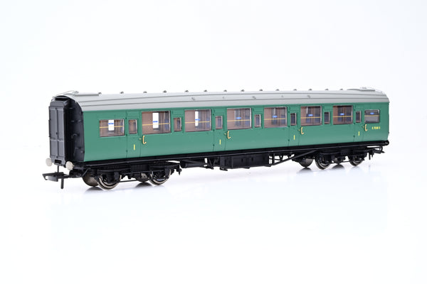 Hornby OO Gauge R4303A BR (Southern) Green Maunsell Corridor First Coach No.7228 - Boxed