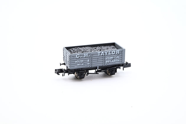 Dapol N Gauge NB-024 Taylor Penarth 7 Plank Open Wagon - Boxed
