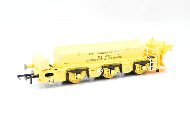 Hattons OO Gauge H4-BH-001 Beilhack Snow Plough ZZA No.ADB965576