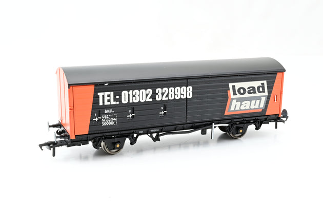 Bachmann OO Gauge 38-125K Loadhaul Sliding Walll Van No.200600 - Boxed