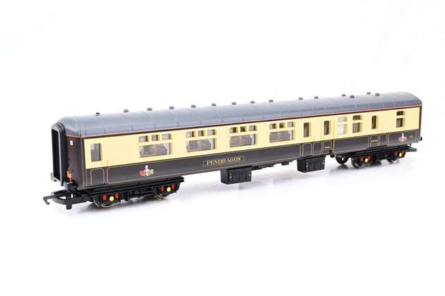 Hornby OO Gauge Rake of 3 Excalibur Express Train Pack Coaches - Unboxed