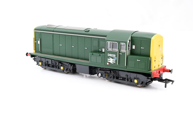 Heljan OO Gauge 1502 BR Green Class 15 No. D8229 - Boxed