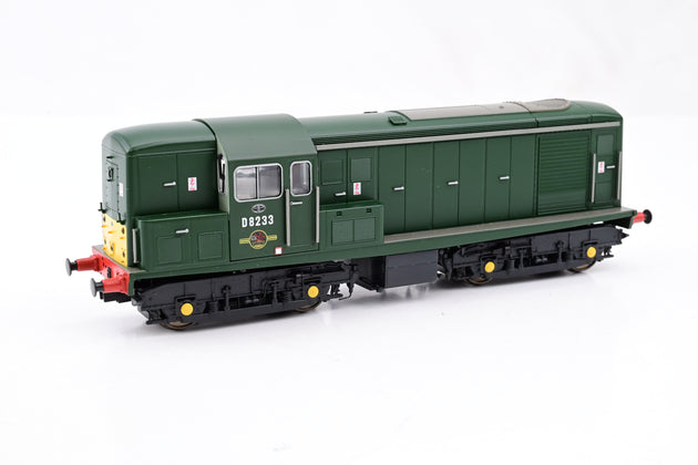 Heljan OO Gauge 1503 BR Green Class 15 No.D8233 - Boxed