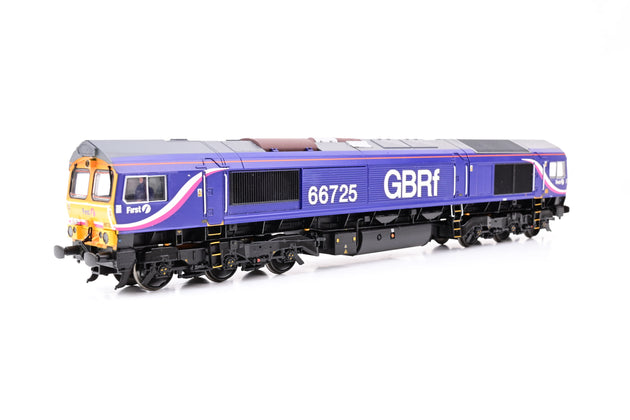 Bachmann OO Gauge 32-978 Class 66/6 Diesel First GBRf No.66725 'Sunderland AFC' - Boxed
