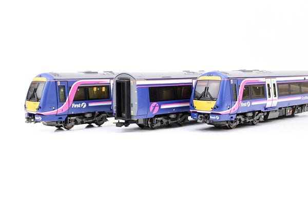 Bachmann OO Gauge  32-463 Class 170/4 Turbostar 3-Car DMU First Group Scotrail - Boxed