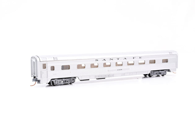 Rivarossi N Gauge Santa Fe Rake of 3 Corrogated Passenger Cars - Boxed