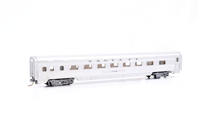 Rivarossi N Gauge Santa Fe Rake of 3 Corrogated Passenger Cars - Boxed